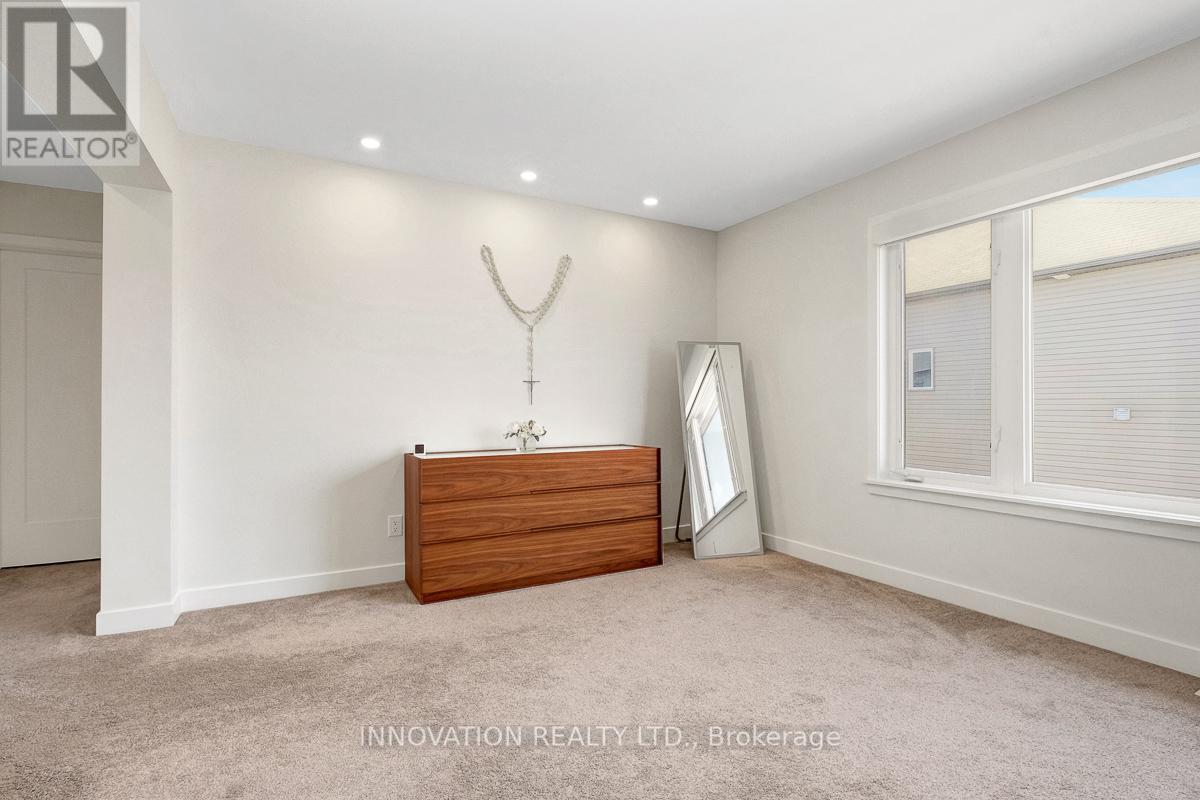 429 FERNSIDE STREET - 33