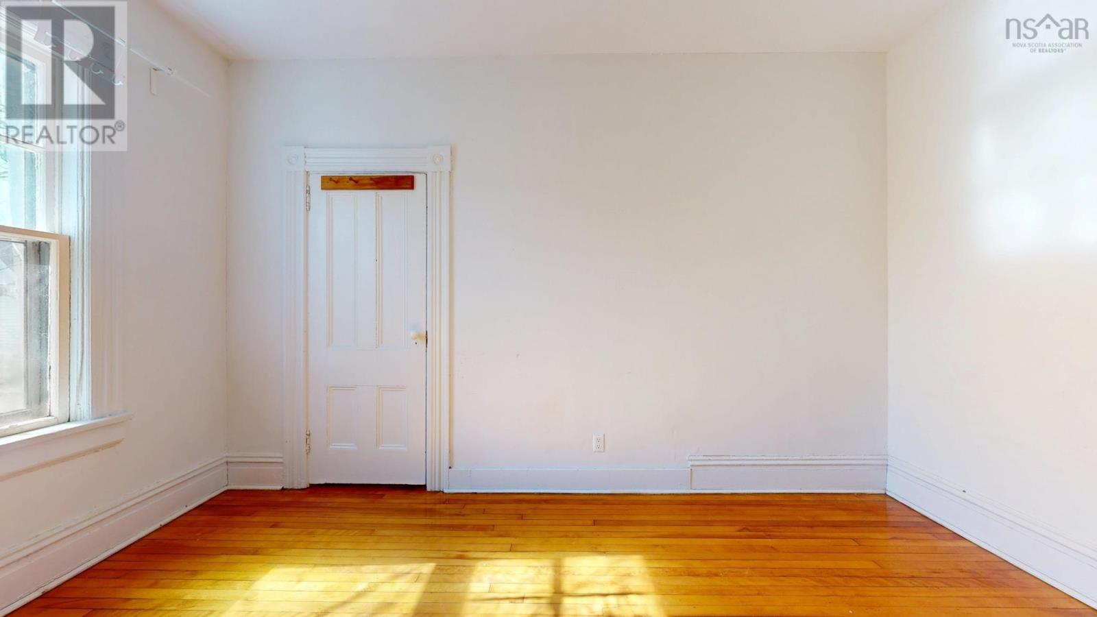 2683-2687 FULLER TERRACE - 14