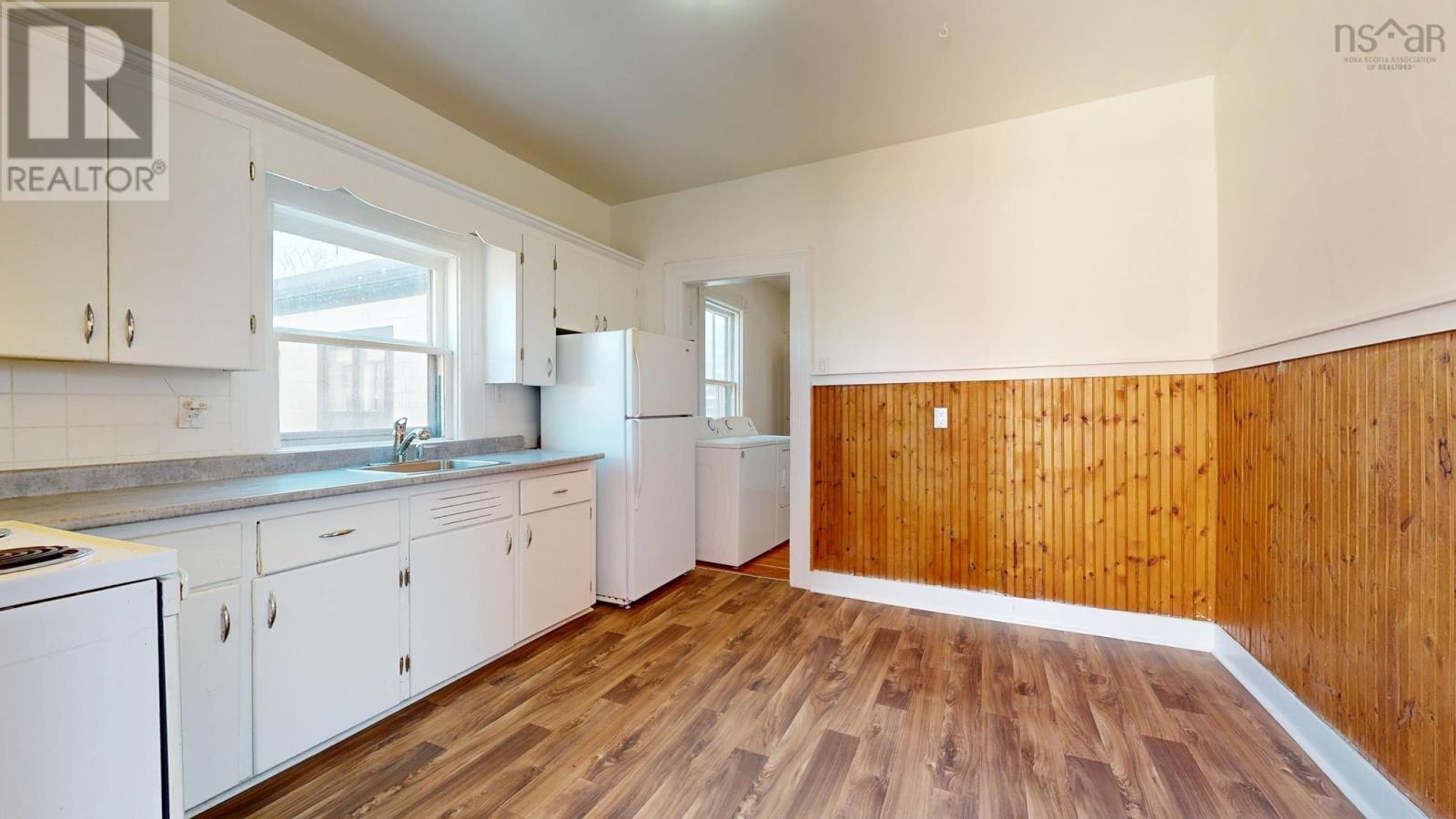 2683-2687 FULLER TERRACE - 34