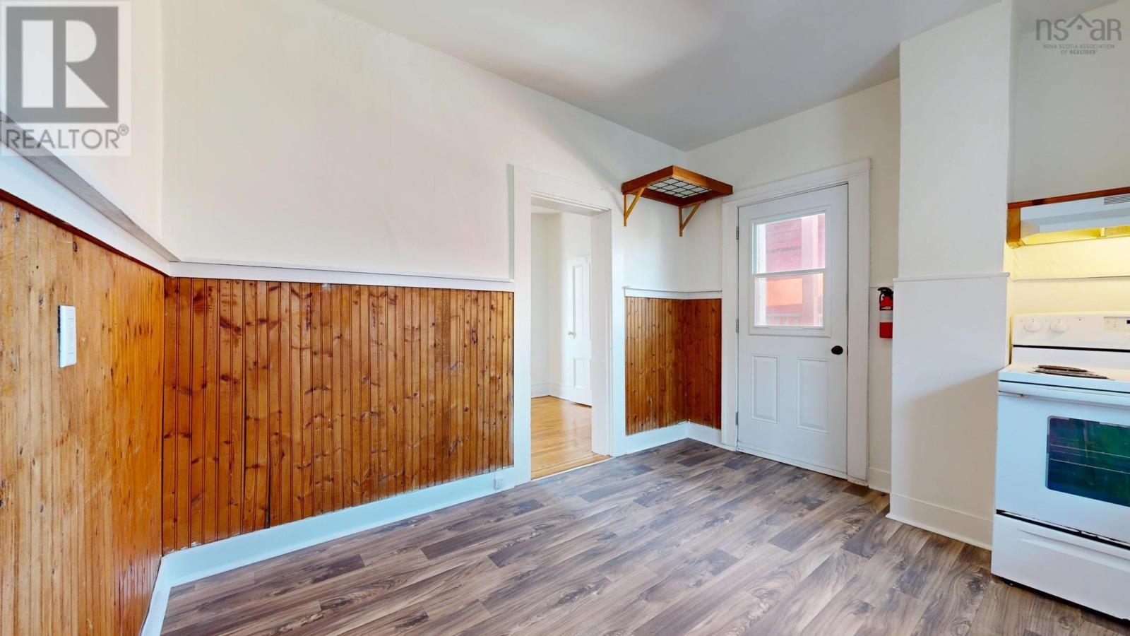 2683-2687 FULLER TERRACE - 19