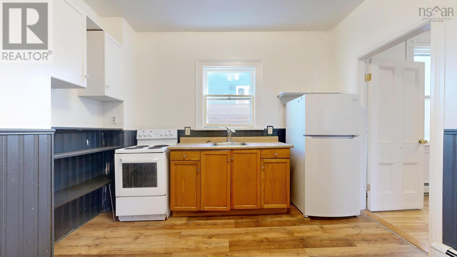 2683-2687 FULLER TERRACE - 41