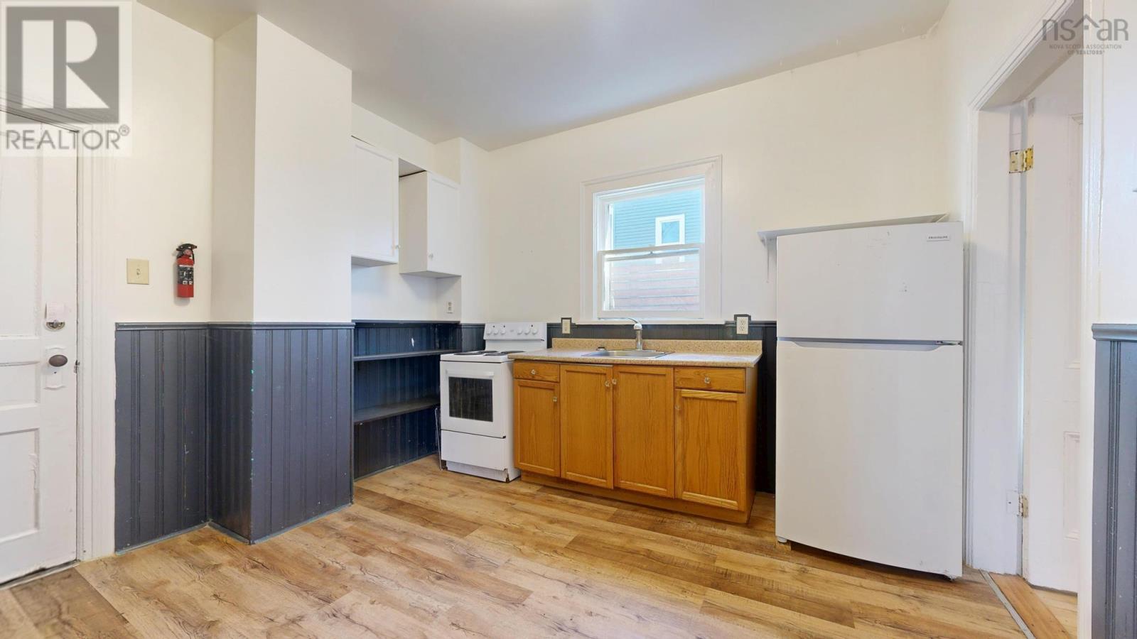 2683-2687 FULLER TERRACE - 42