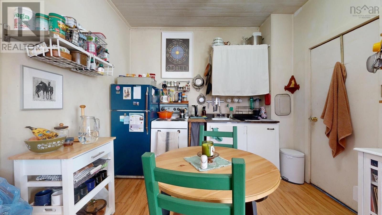 2683-2687 FULLER TERRACE - 5