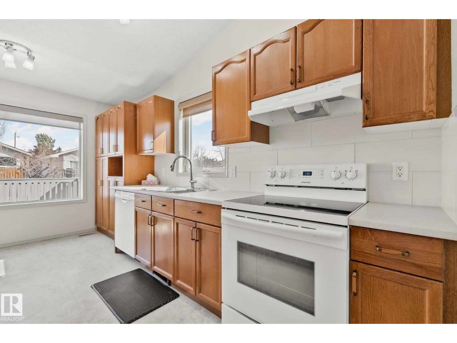 13818 131A AV NW, Edmonton