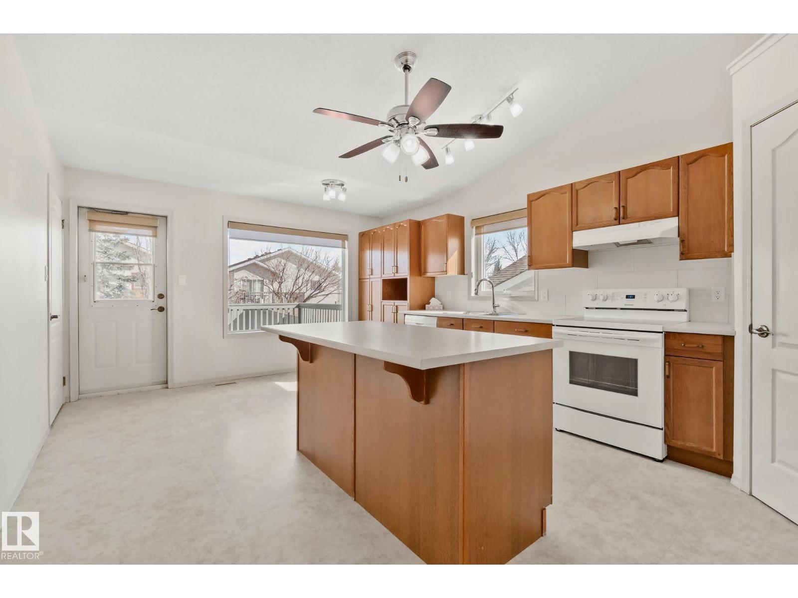 13818 131A AV NW, Edmonton