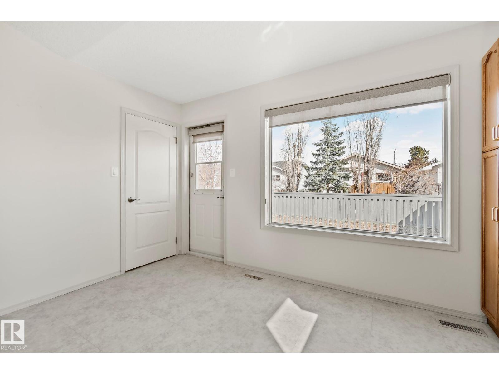 13818 131A AV NW, Edmonton