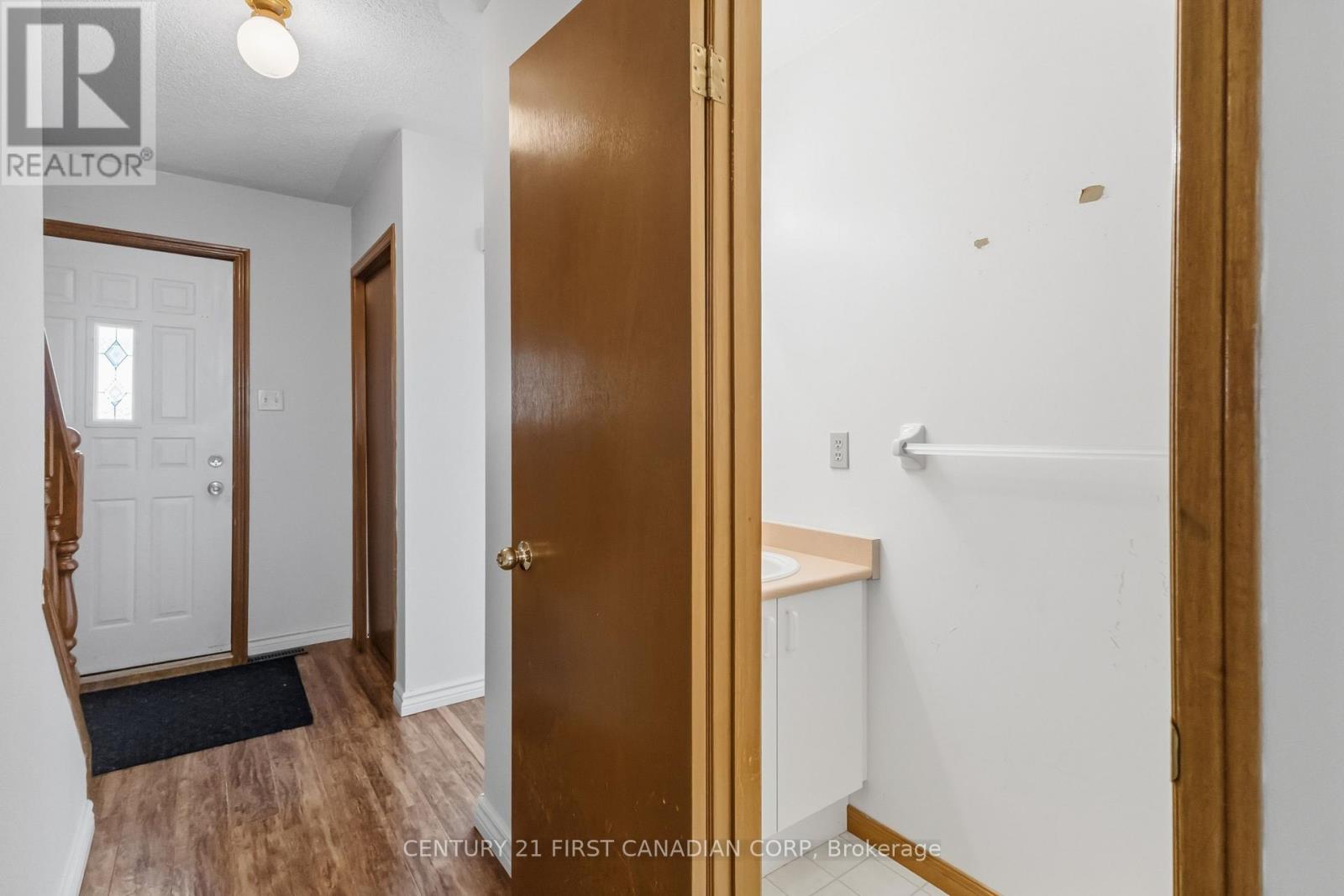 #7 1920 MARCONI BOULEVARD - 11