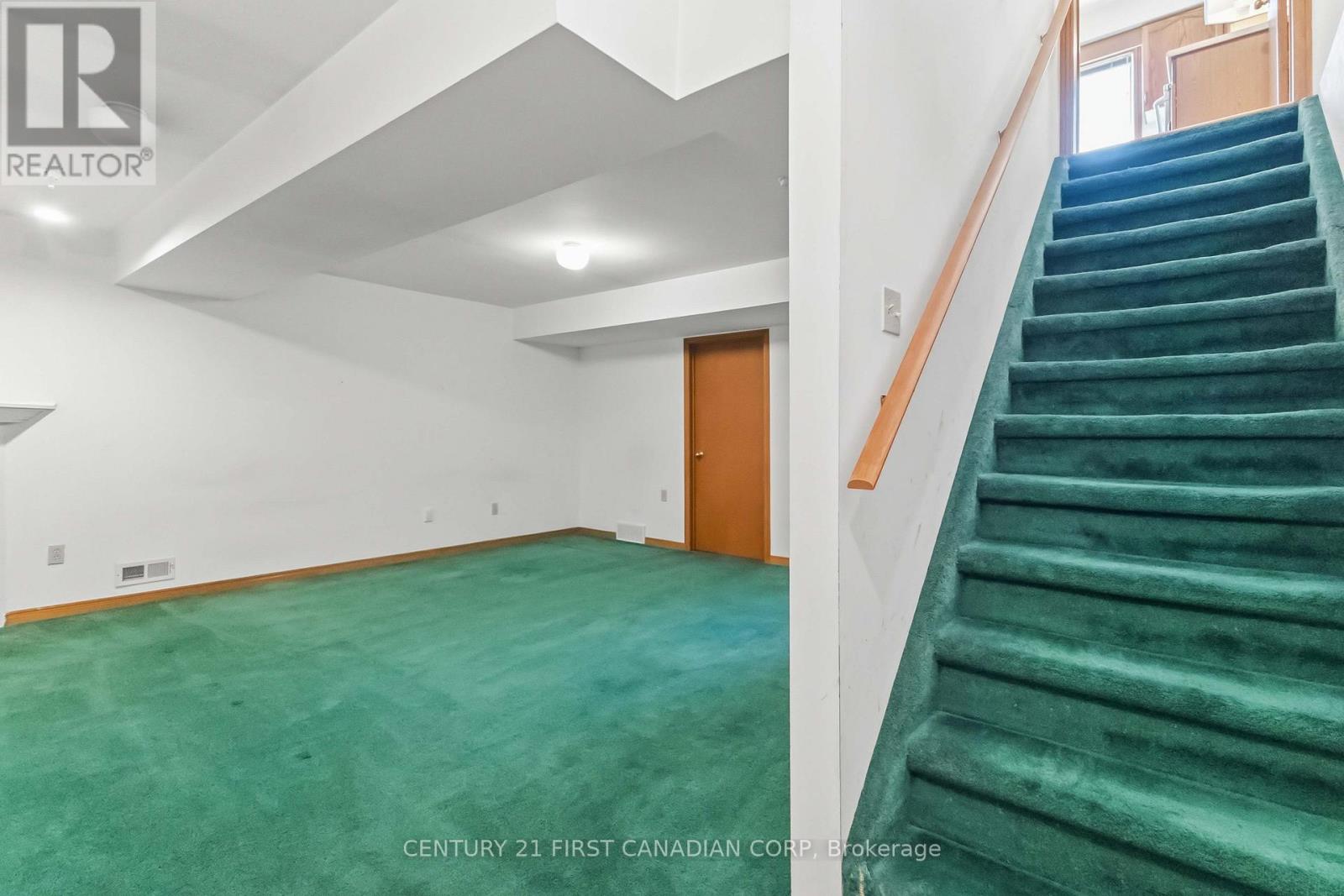 #7 1920 MARCONI BOULEVARD - 36