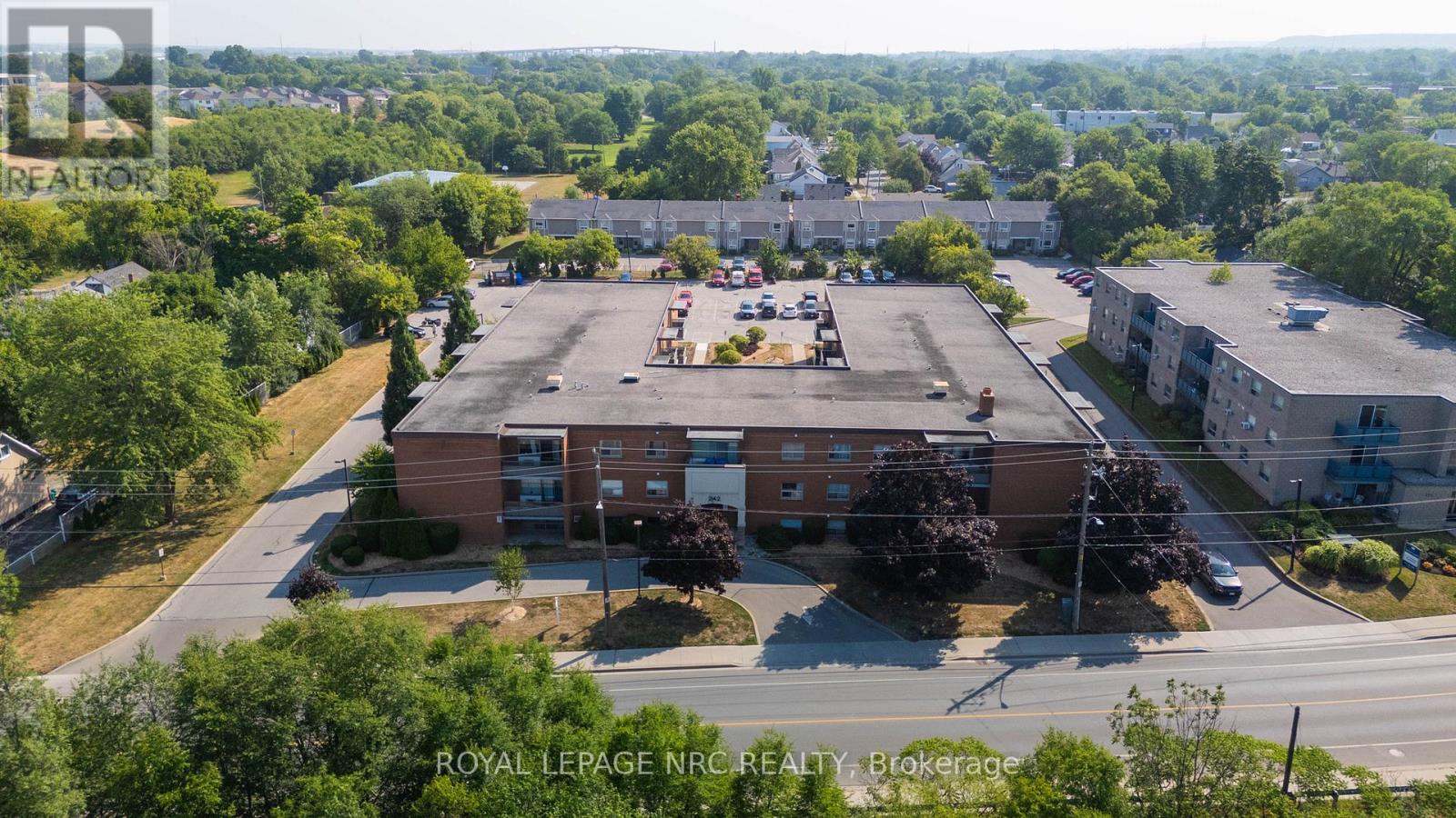 #316 242 OAKDALE AVENUE - 34