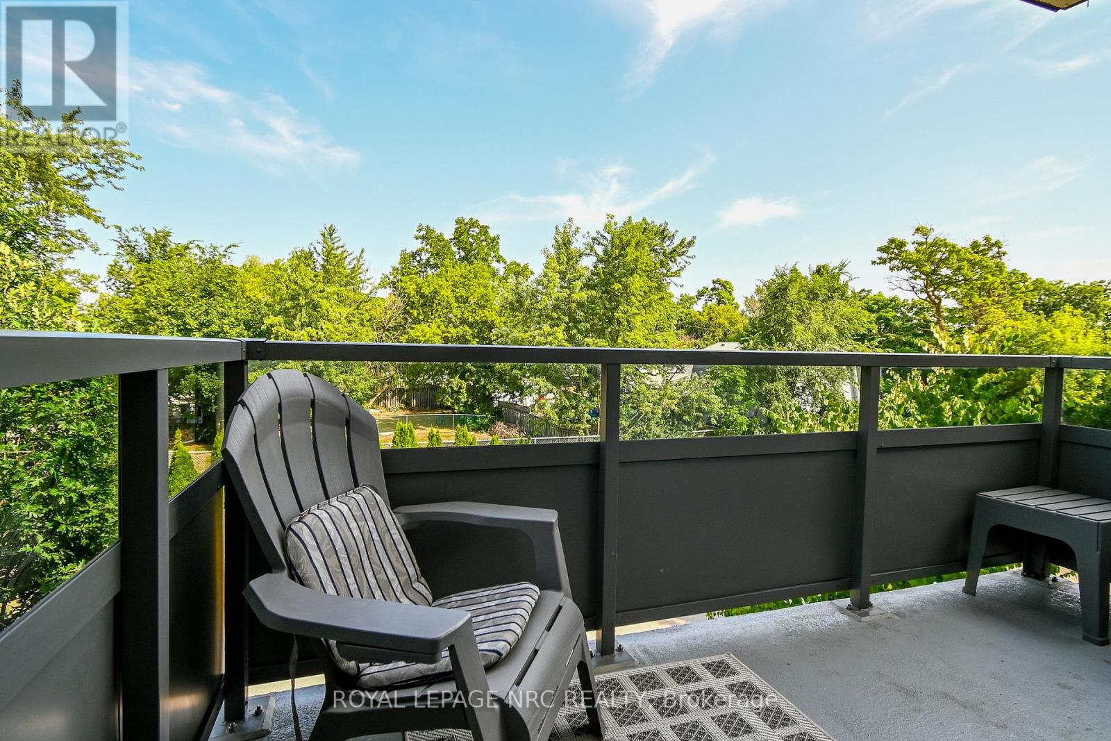 #316 242 OAKDALE AVENUE - 5