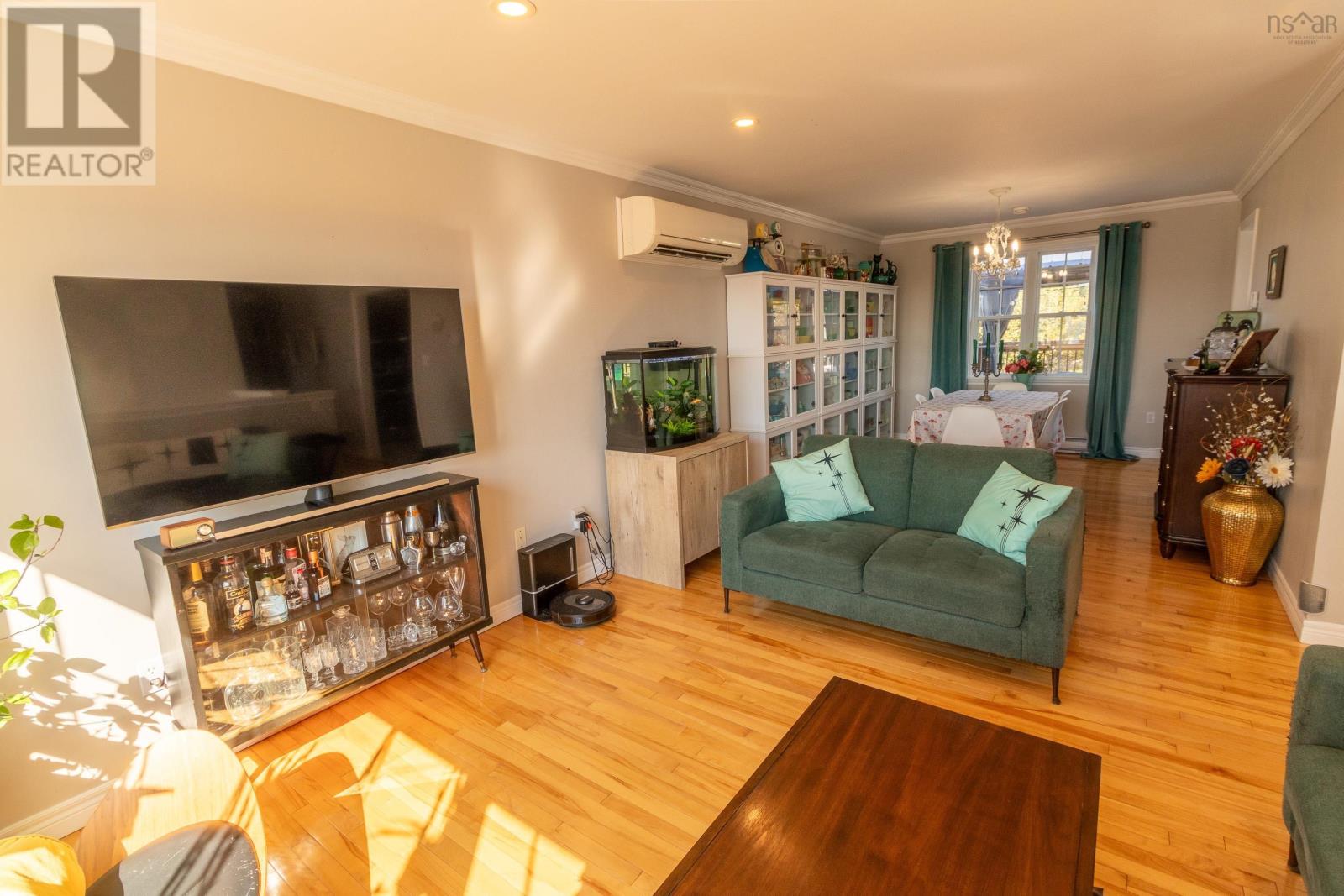 1863 ACADIA DRIVE - 10