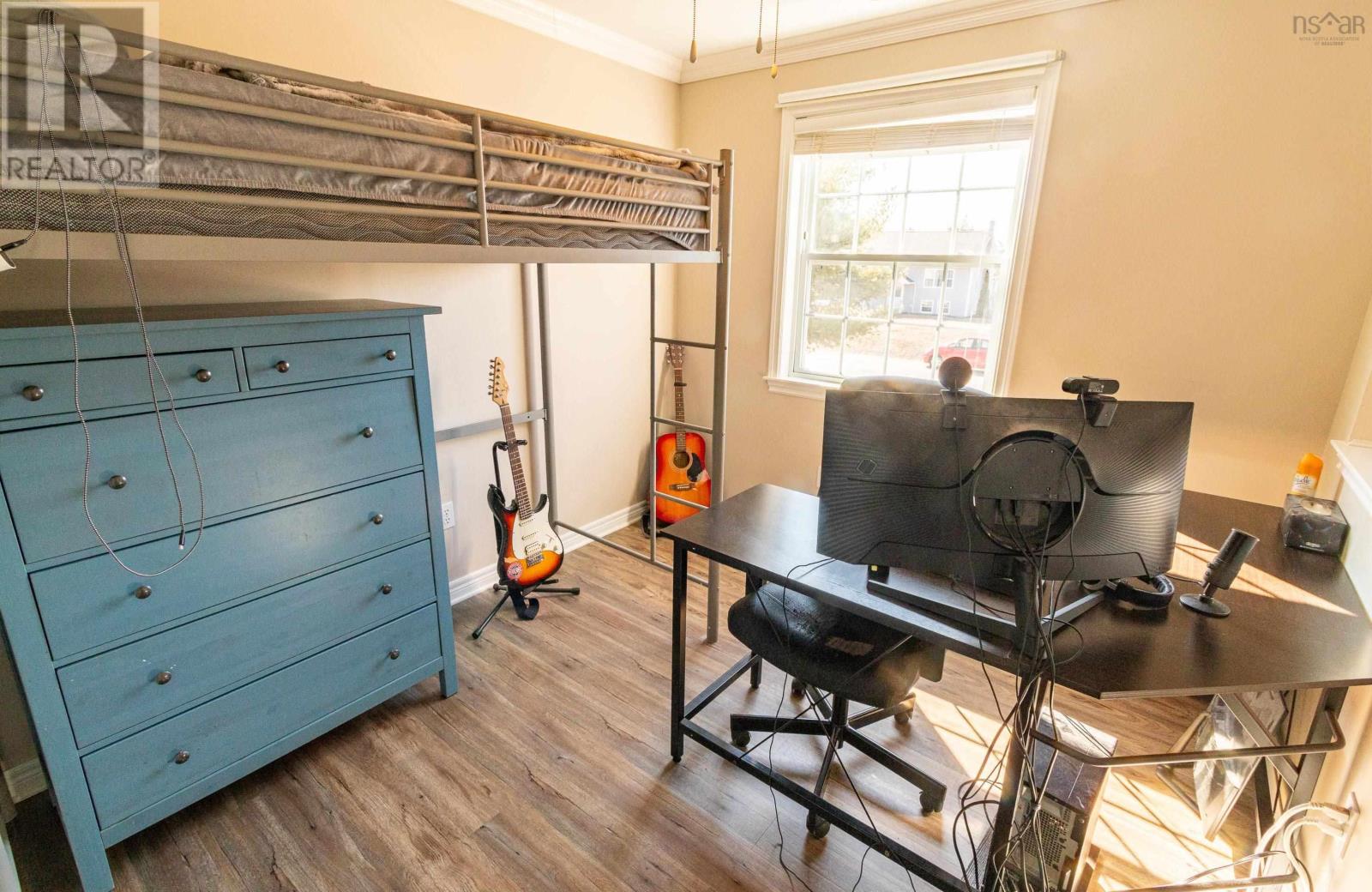 1863 ACADIA DRIVE - 11