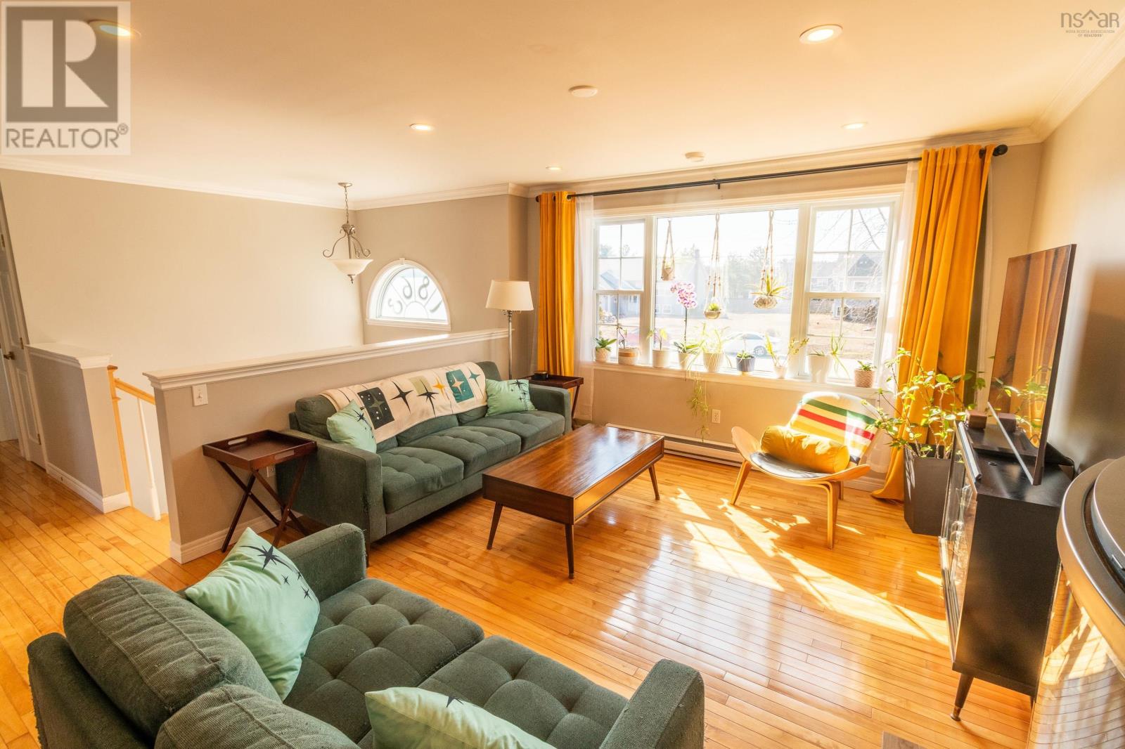 1863 ACADIA DRIVE - 8