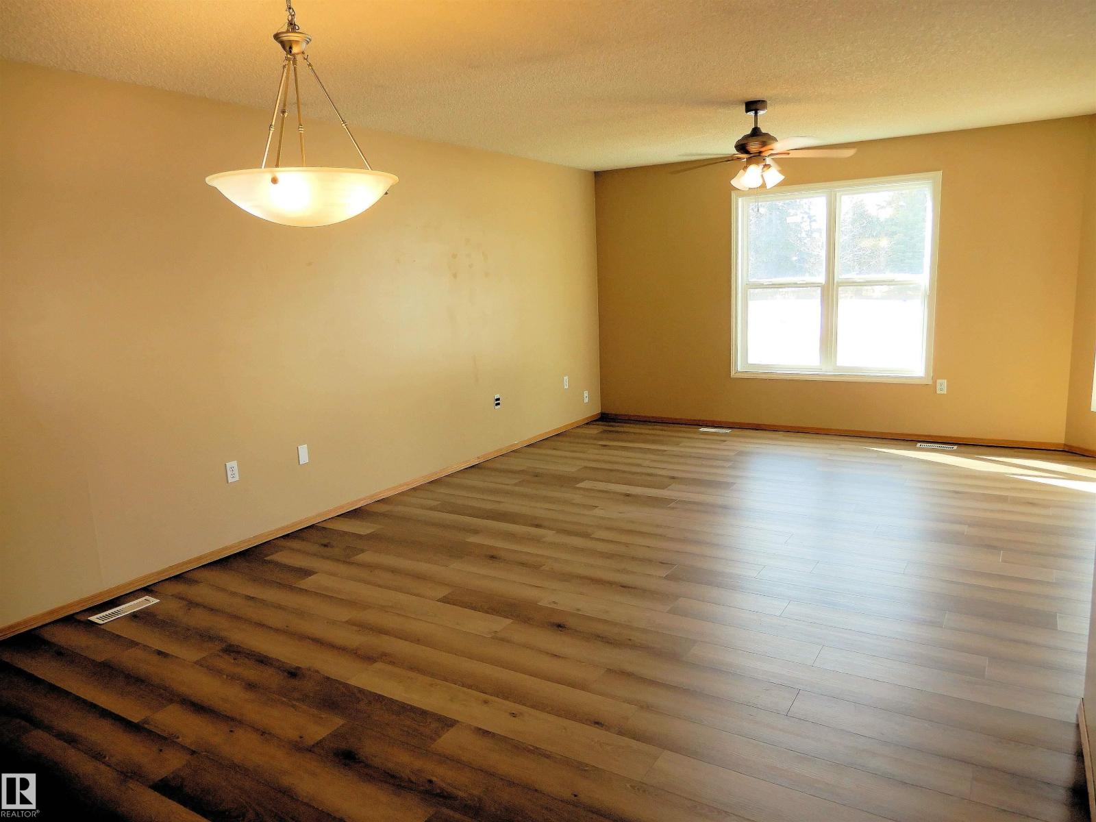 26416 TWP ROAD 544, Rural Sturgeon County