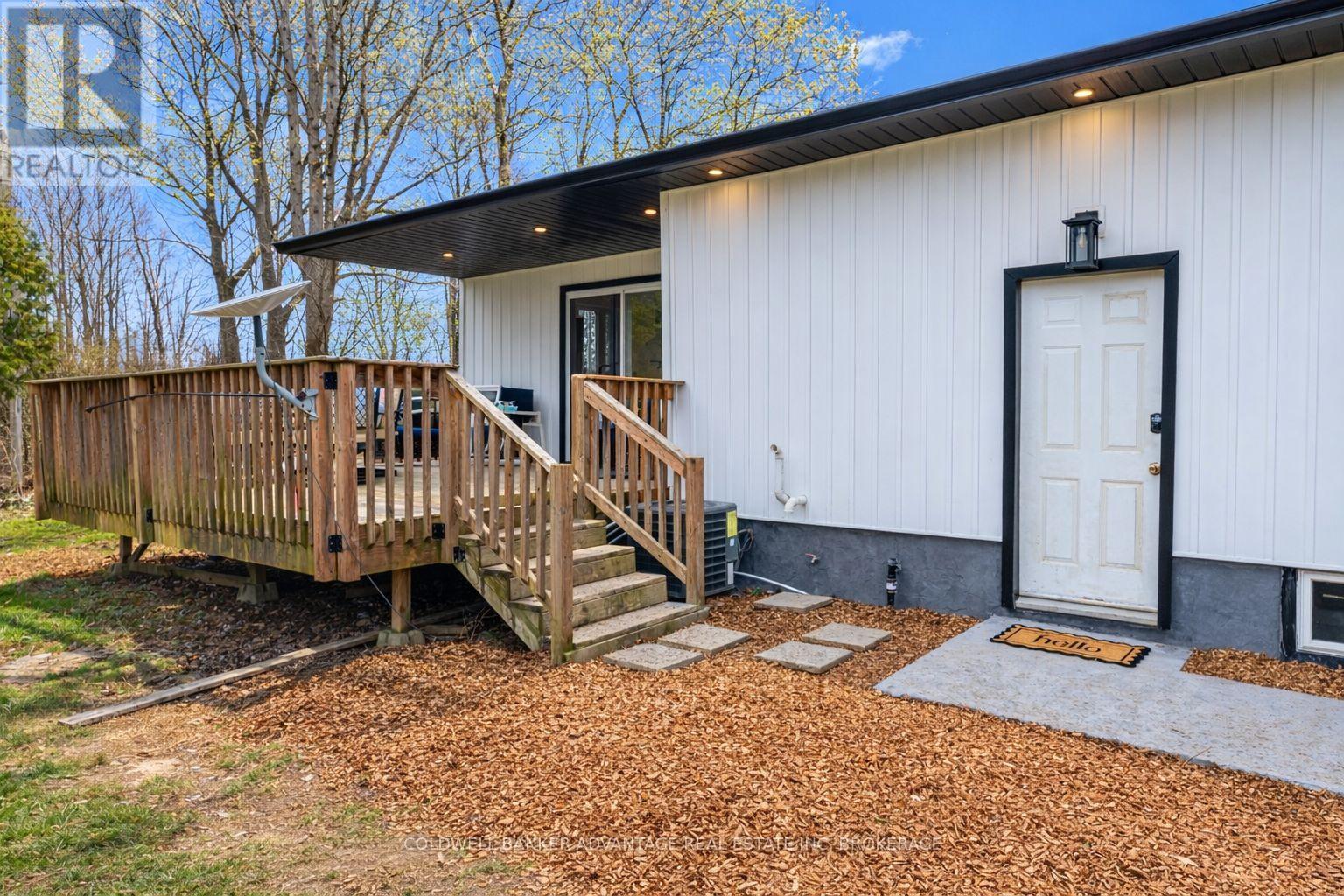 1013 HWY 20 HIGHWAY W - 30