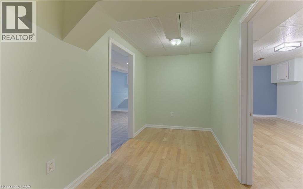 117 ERINBROOK DRIVE - 32