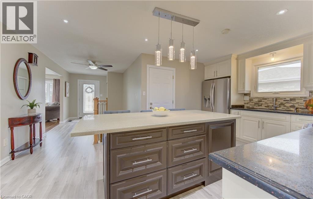 117 ERINBROOK DRIVE - 17