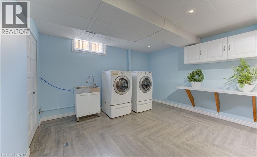 117 ERINBROOK DRIVE - 35