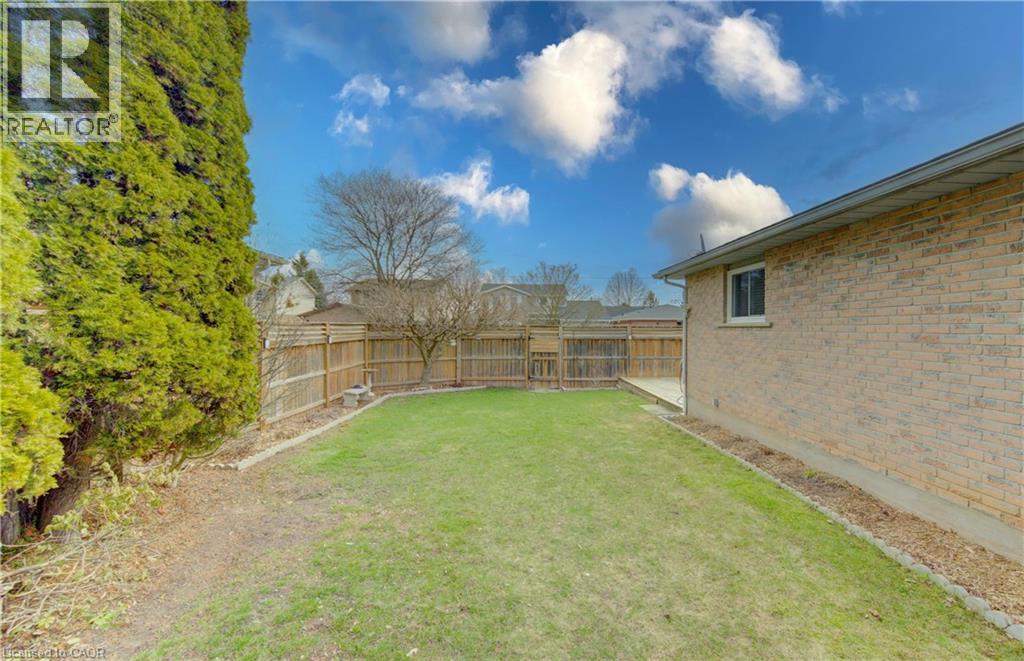 117 ERINBROOK DRIVE - 43