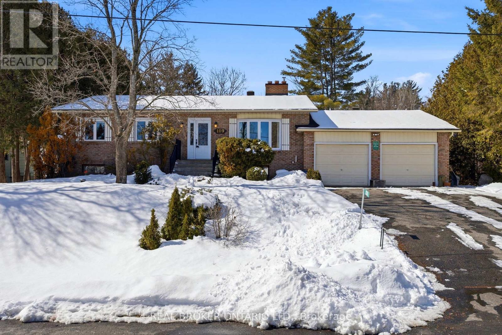 109 HIGHVIEW DRIVE — photo 43