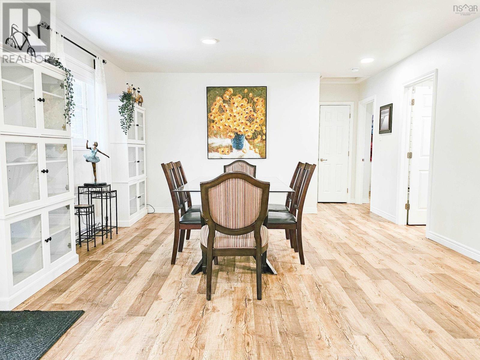 Property 14 of 33 of 3896 311 Highway