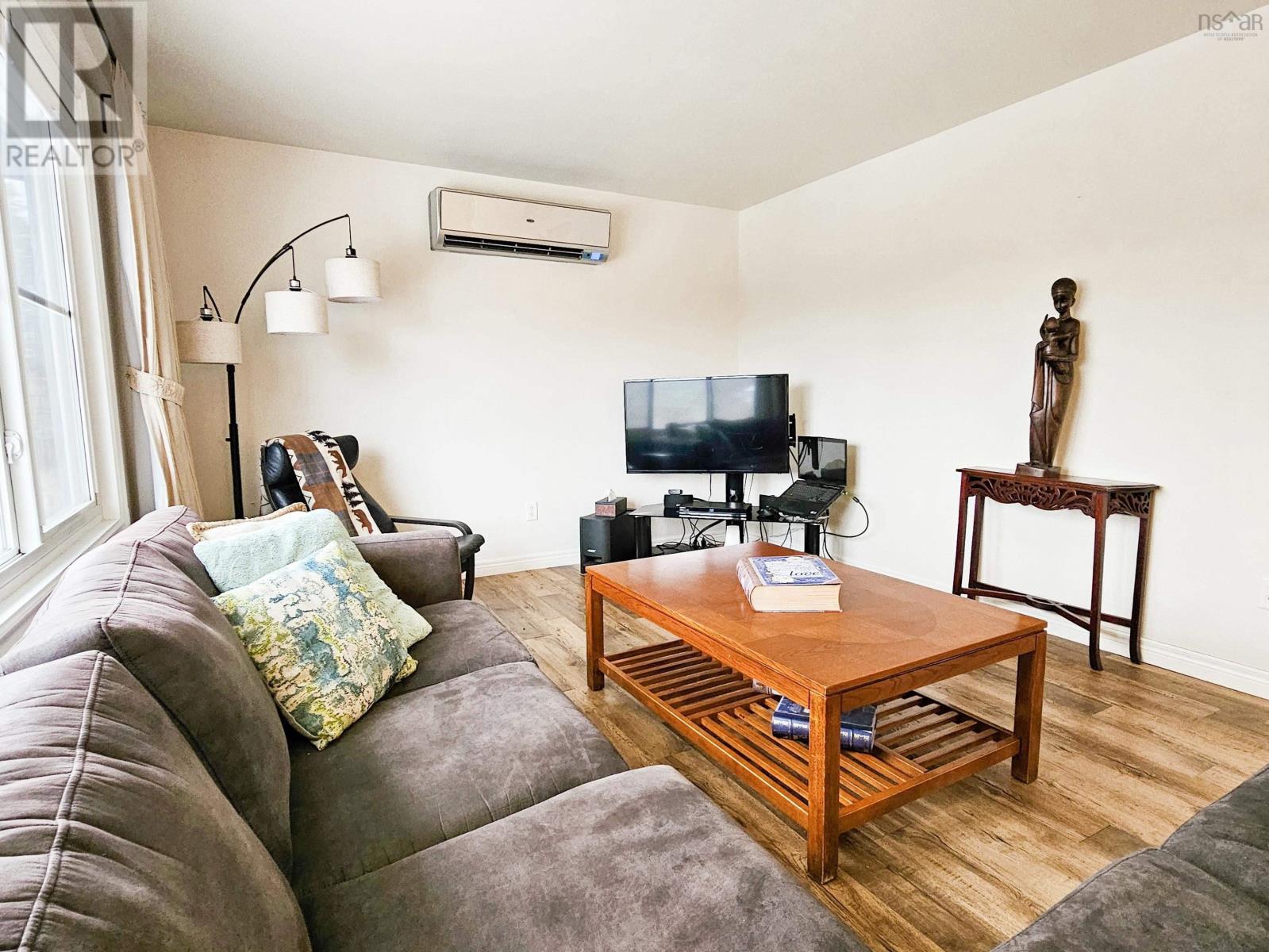 Property 25 of 33 of 3896 311 Highway