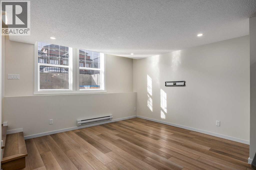 305 CRANBROOK SQUARE SE - 6