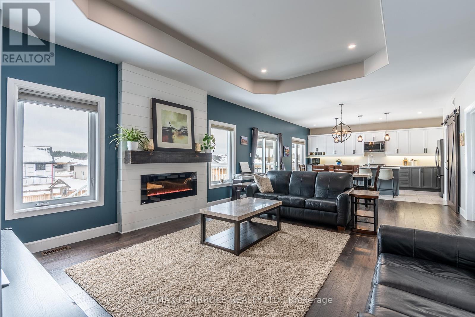 67 NOBLE CRESCENT - 10