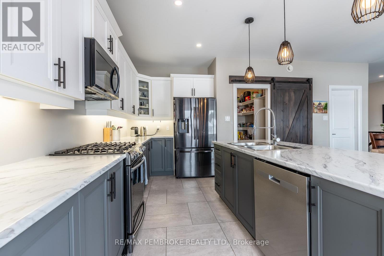 67 NOBLE CRESCENT - 16