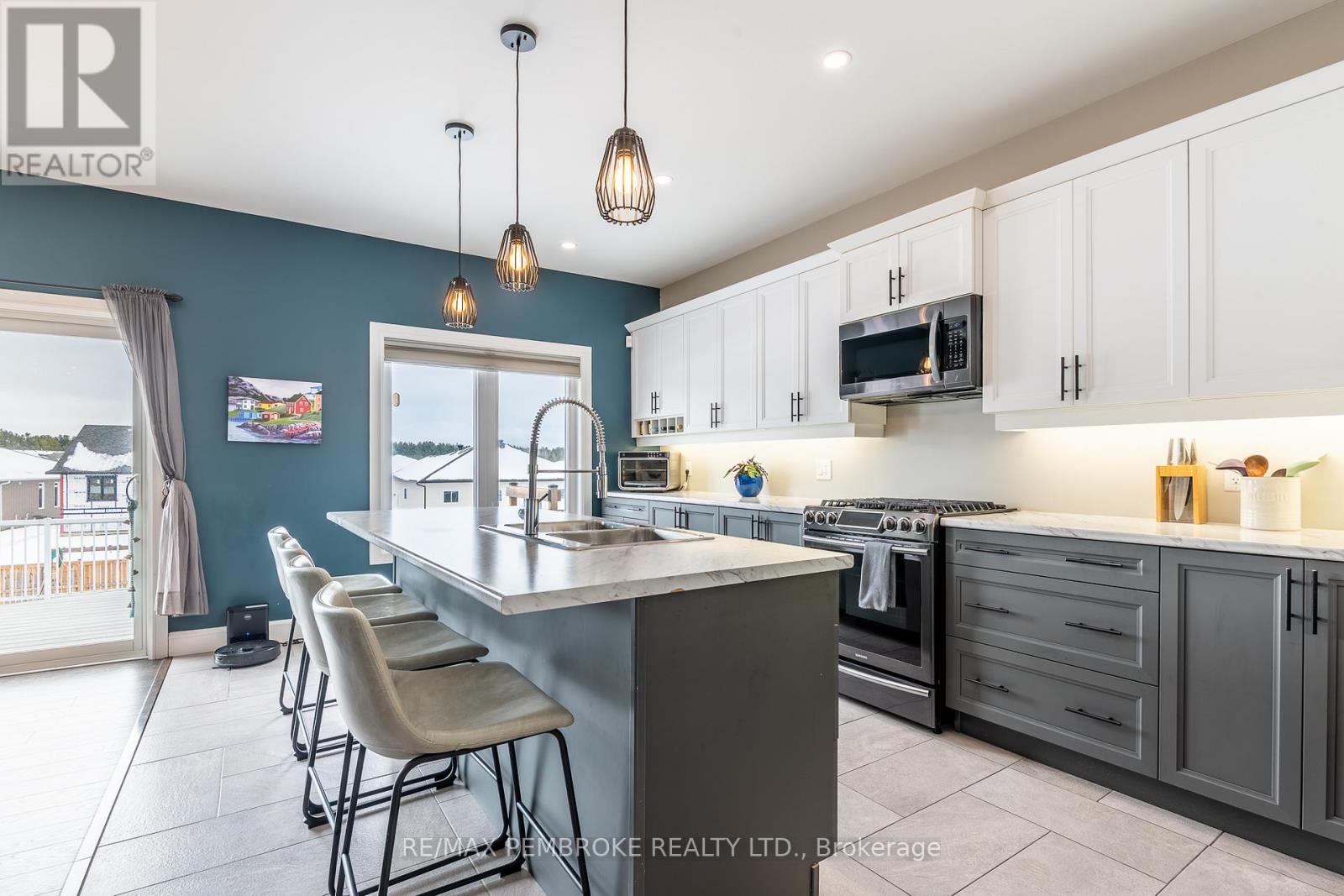 67 NOBLE CRESCENT - 19