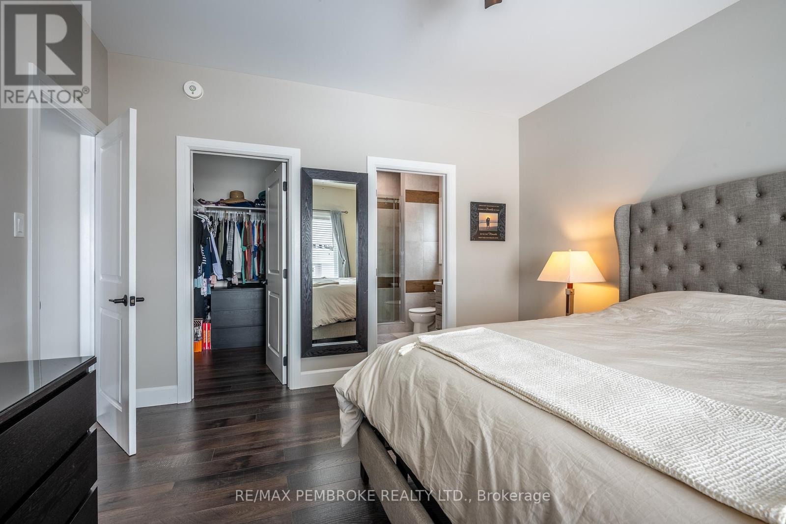 67 NOBLE CRESCENT - 24