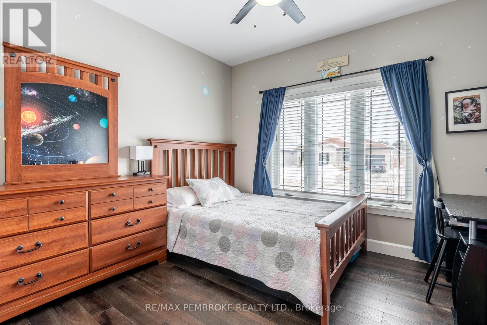 67 NOBLE CRESCENT - 30