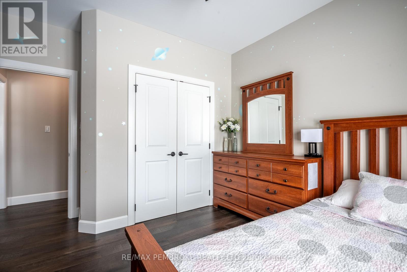 67 NOBLE CRESCENT - 31