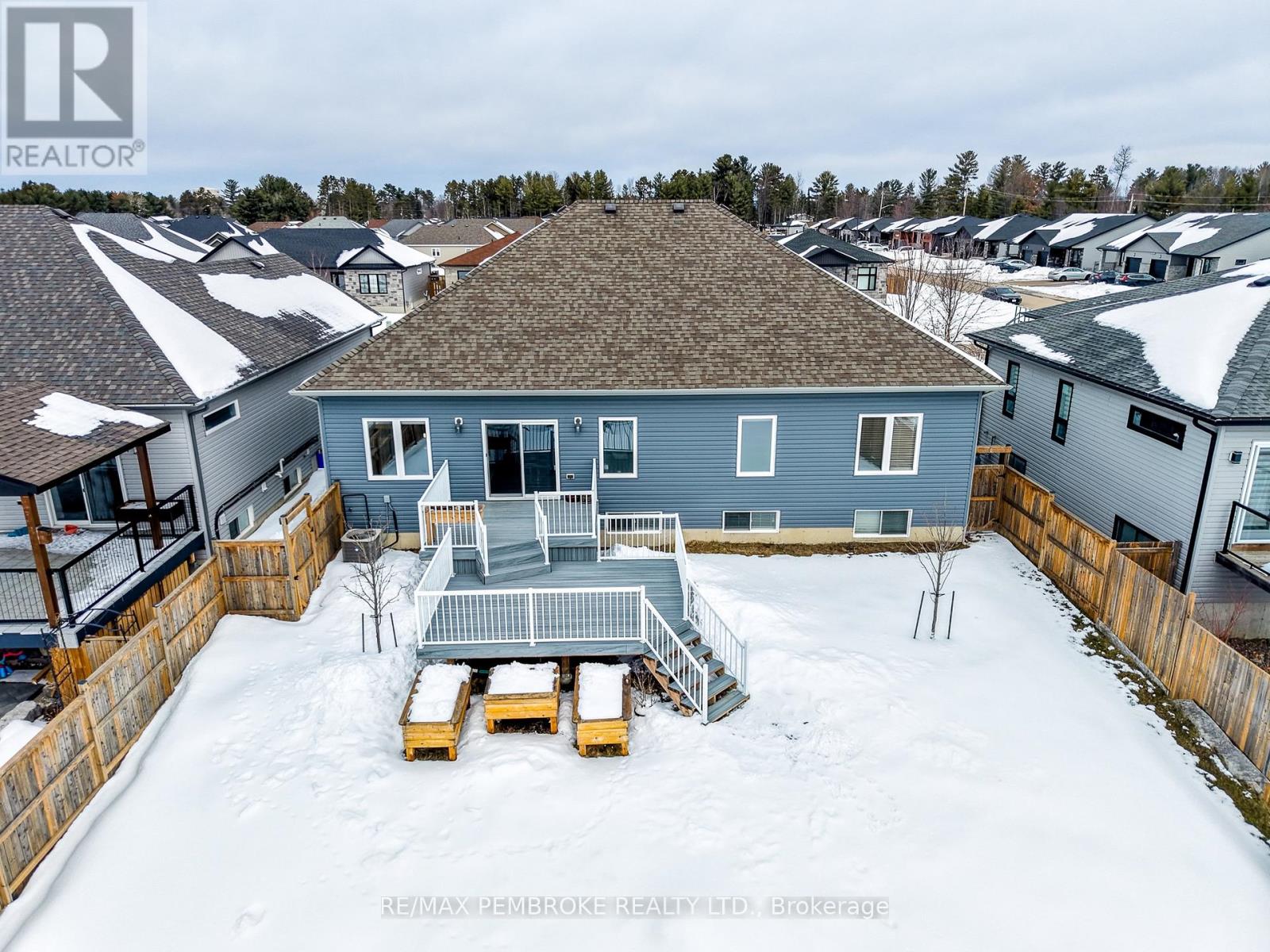 67 NOBLE CRESCENT - 5