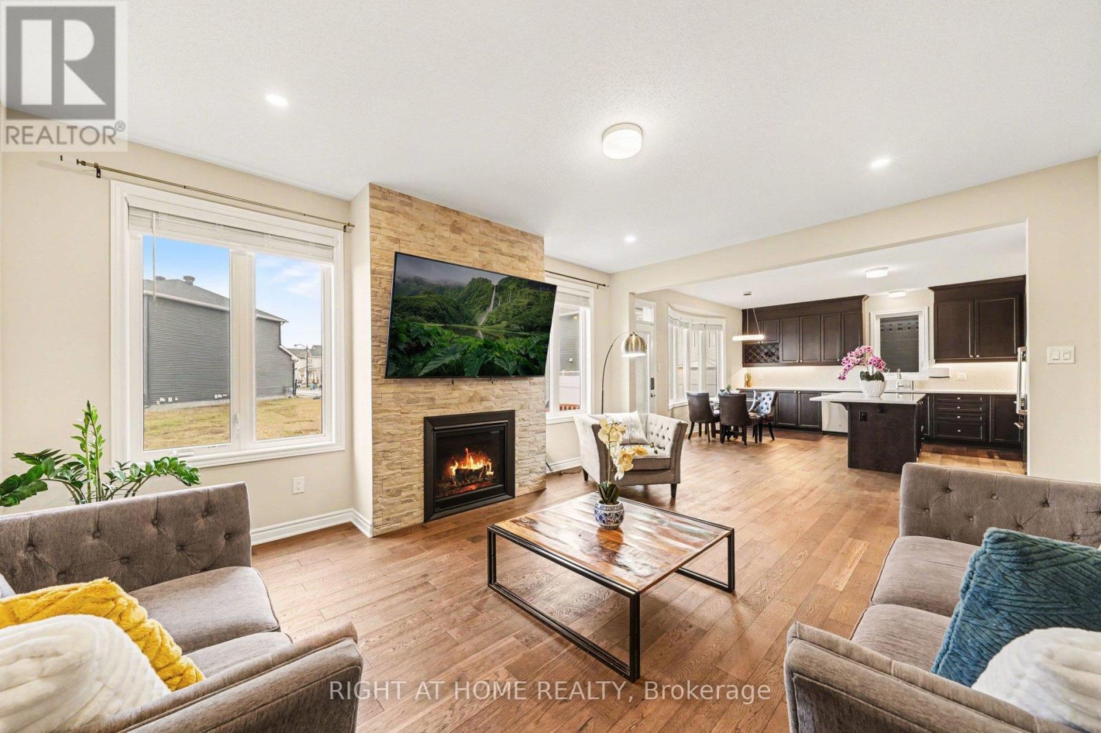 1089 APOLUNE STREET - 14