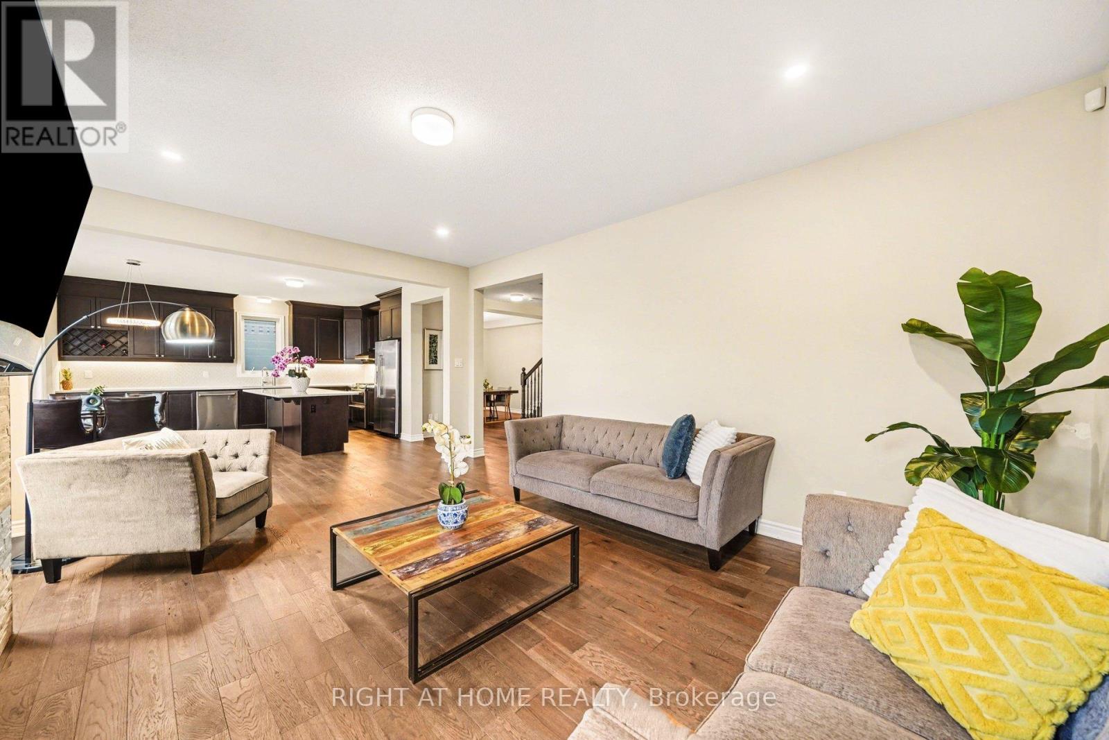 1089 APOLUNE STREET - 16