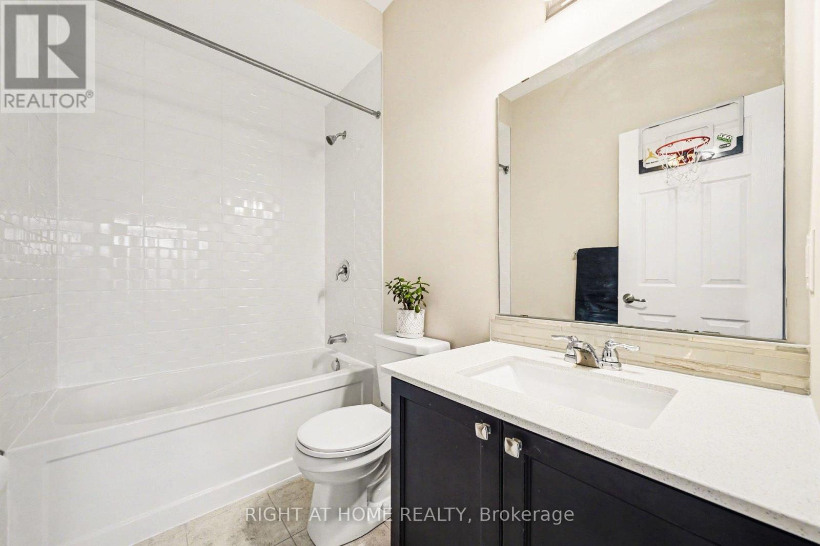 1089 APOLUNE STREET - 36