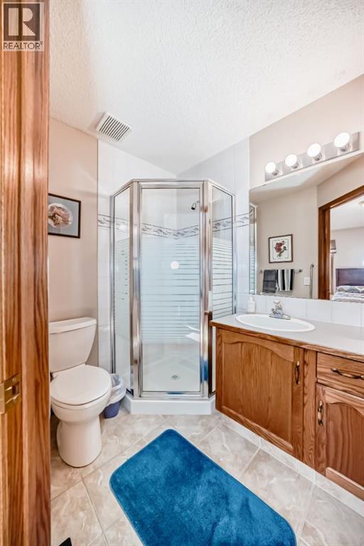 32 WEST MACKAY CRESCENT - 20