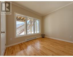 48 Lakeside Drive thumbnail 31