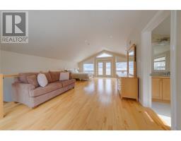 48 Lakeside Drive thumbnail 42