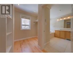 48 Lakeside Drive thumbnail 44