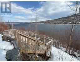 48 Lakeside Drive thumbnail 50