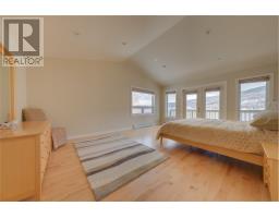 48 Lakeside Drive thumbnail 46
