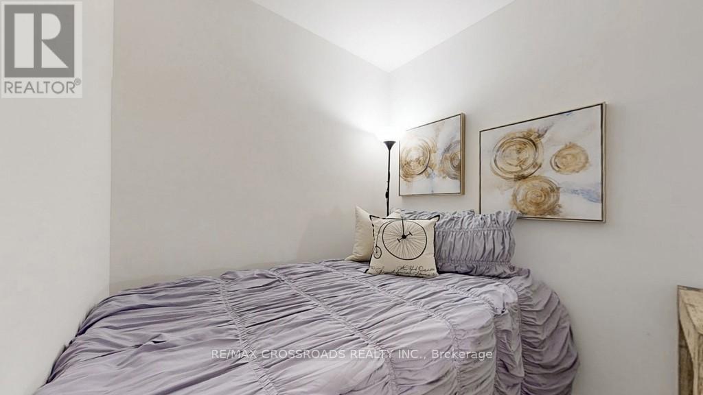 #3208 1 BLOOR STREET - 22