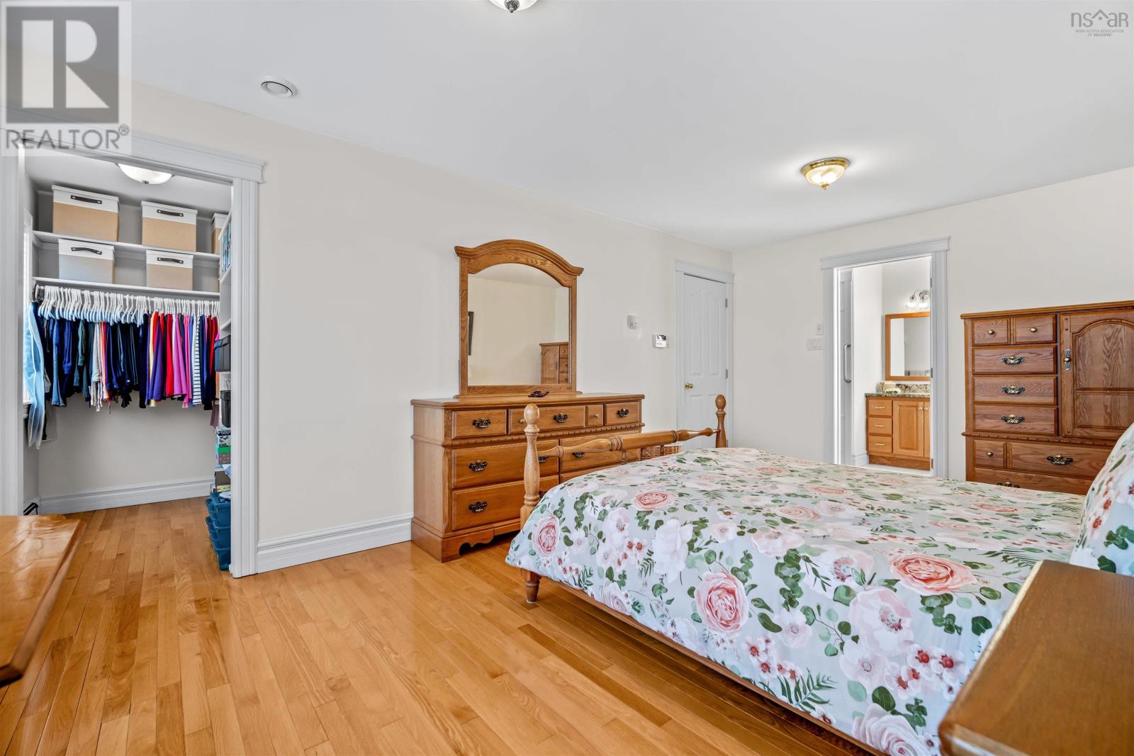 Property 29 of 45 of 677 Westwood Boulevard, Westwood Hills