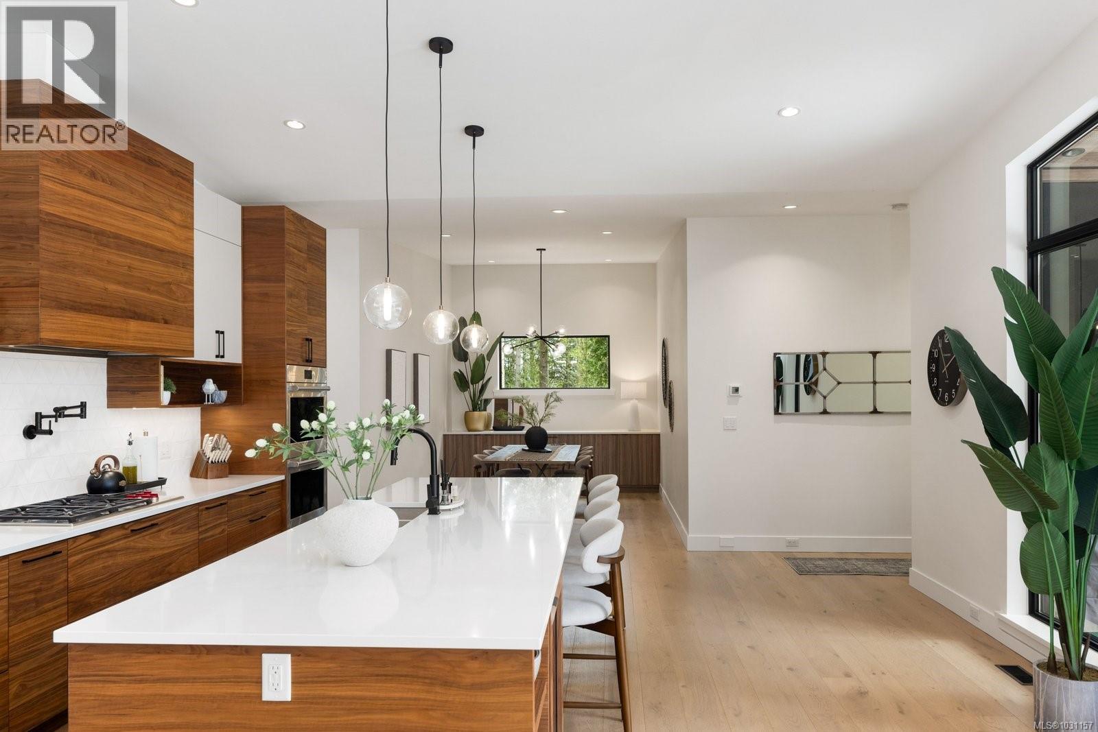 867 BRADLEY DYNE RD - 9