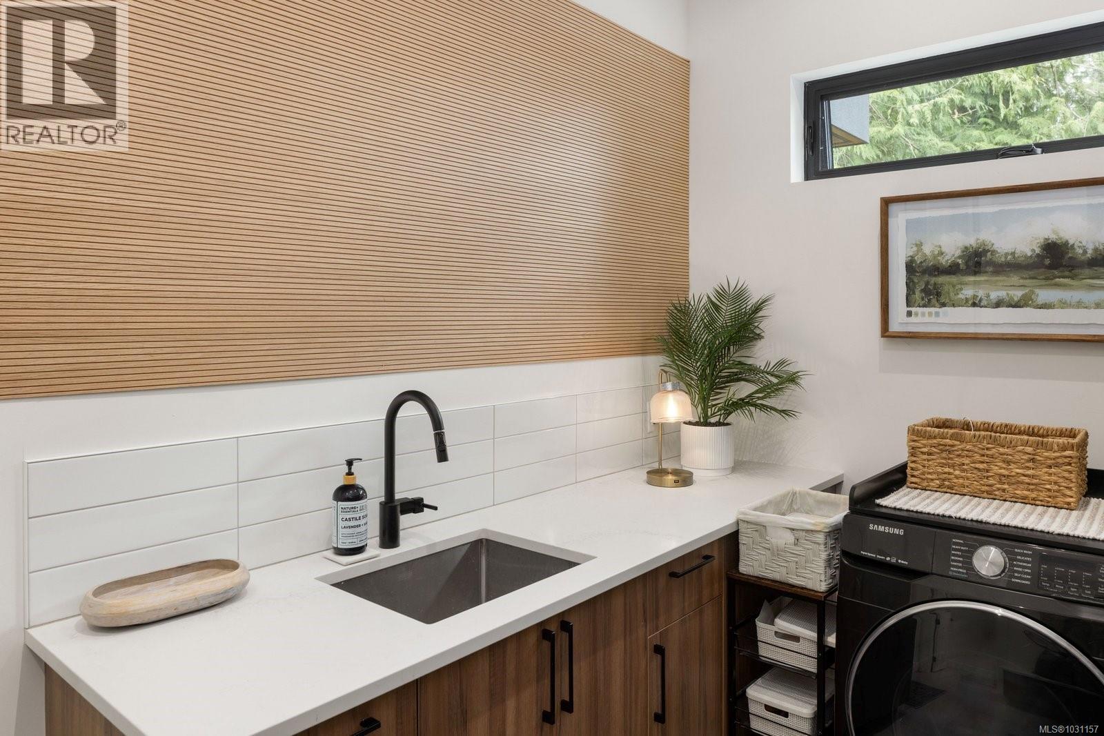 867 BRADLEY DYNE RD - 22