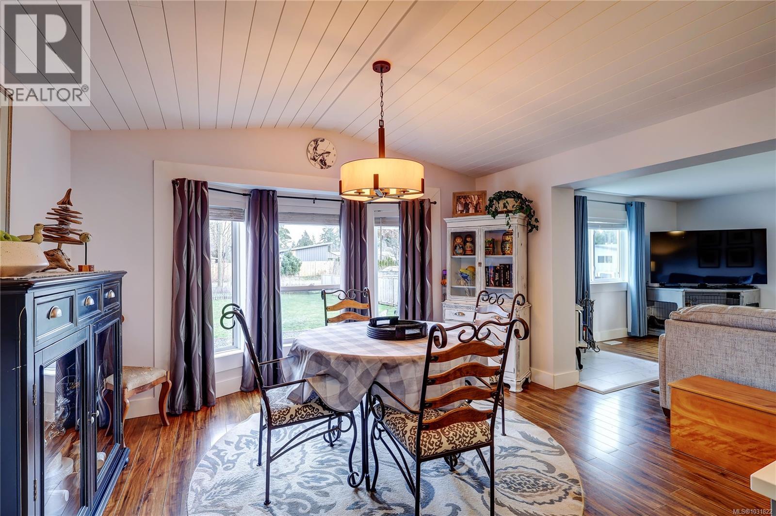 2339 GOULD RD E - 17