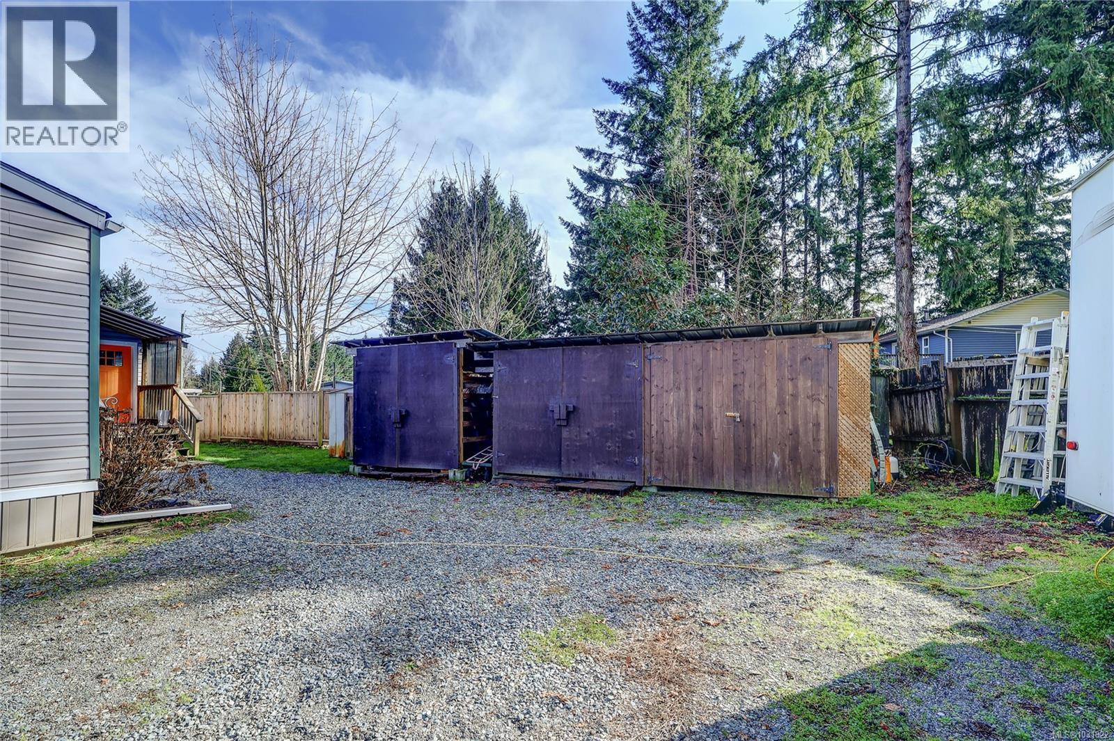 2339 GOULD RD E - 27