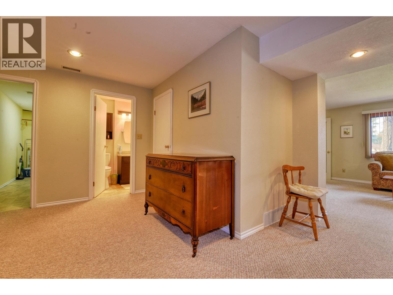 1220 CLARKE AVENUE - 19